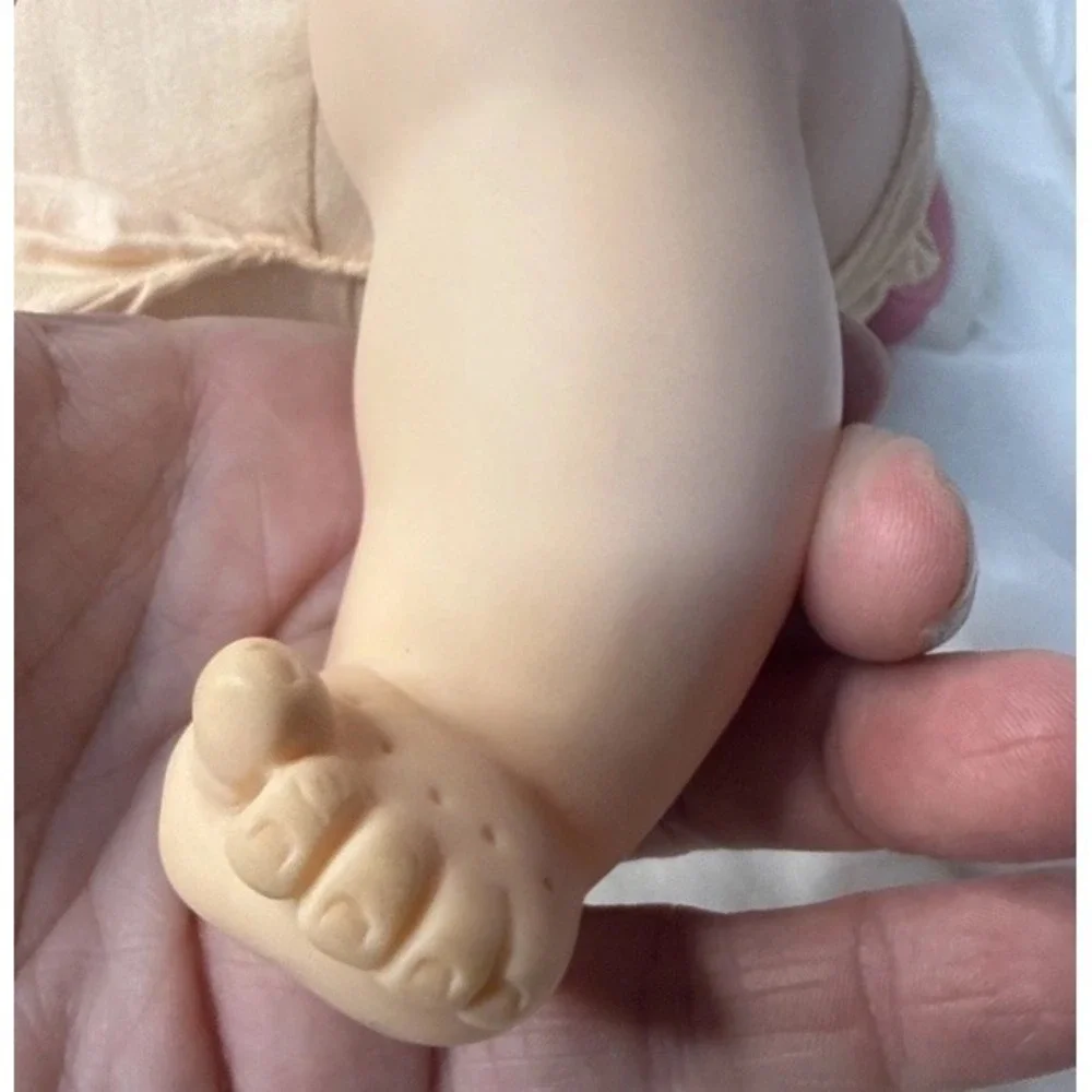Vintage 1964 Baby Dear One Doll 18